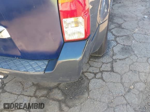 ✅ 2005 Nissan Pathfinder SE • VIN: 5N1AR18W95C784060 • Lot: 43520667. Listed on IAAI with 299,362 mi. Free auction sales archive from the USA and detailed vehicle history report at DreamBid. Image 14.