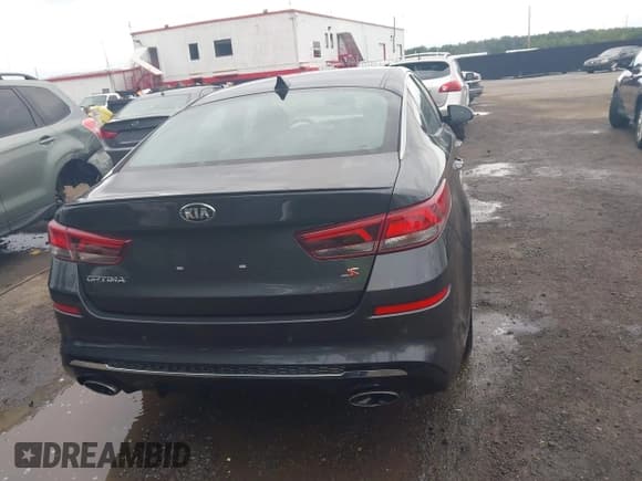 ✅ 2019 Kia Optima LX • VIN: 5XXGT4L39KG316646 • Lot: 42886067. Wystawiony na IAAI z przebiegiem 99 426 mil. Bezpłatny archiwum sprzedaży aukcyjnych z USA i szczegółowy raport historii pojazdu na DreamBid. Zdjęcie 16.