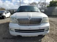 ✅ 2005 Lincoln Navigator Luxury • VIN: 5LMFU28535LJ19136 • Lot: 51378595. Listed on Copart with Not provided. Free auction sales archive from the USA and detailed vehicle history report at DreamBid. Image 5.