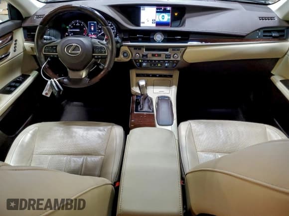 ✅ 2016 Lexus ES 330 • VIN: 58ABK1GG1GU033415 • Lot: 93966195. Listed on Copart with 51,628 mi. Free auction sales archive from the USA and detailed vehicle history report at DreamBid. Image 8.