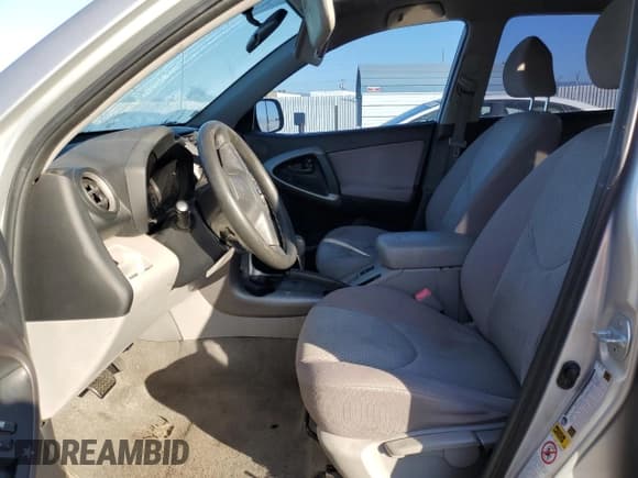 ✅ 2007 Toyota RAV4 • VIN: JTMZD33V275053221 • Lot: 91642995. Wystawiony na Copart z przebiegiem Nie podano. Bezpłatny archiwum sprzedaży aukcyjnych z USA i szczegółowy raport historii pojazdu na DreamBid. Zdjęcie 7.