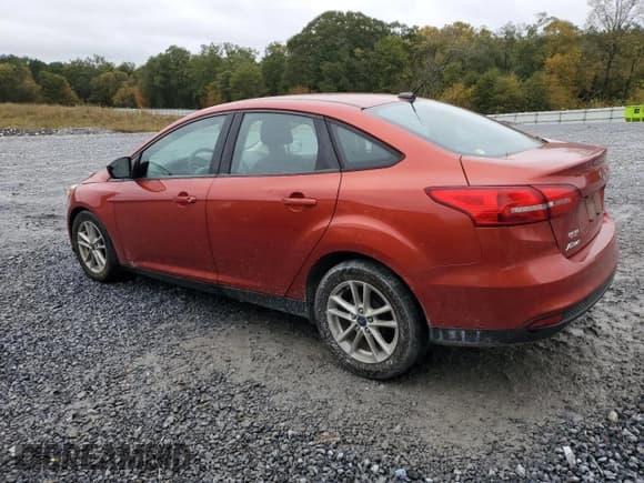 ✅ 2018 Ford Focus SE • VIN: 1FADP3F29JL255596 • Lot: 82683235. Listed on Copart with 95,026 mi. Free auction sales archive from the USA and detailed vehicle history report at DreamBid. Image 2.