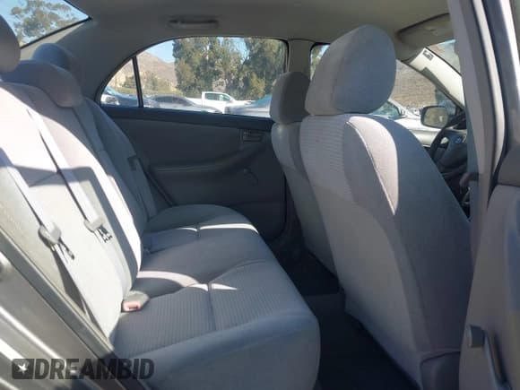 ✅ 2006 Toyota Corolla S • VIN: 1NXBR32E06Z682836 • Lot: 43748264. Listed on IAAI with 299,999 mi. Free auction sales archive from the USA and detailed vehicle history report at DreamBid. Image 8.