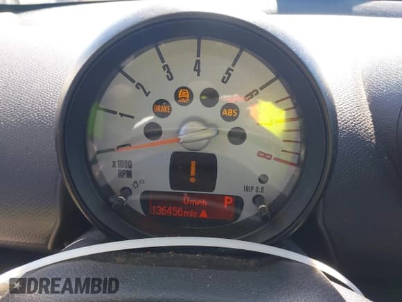 ✅ 2014 MINI Countryman S • VIN: WMWZC3C52EWP25527 • Lot: 43770115. Listed on IAAI with 136,456 mi. Free auction sales archive from the USA and detailed vehicle history report at DreamBid. Image 7.