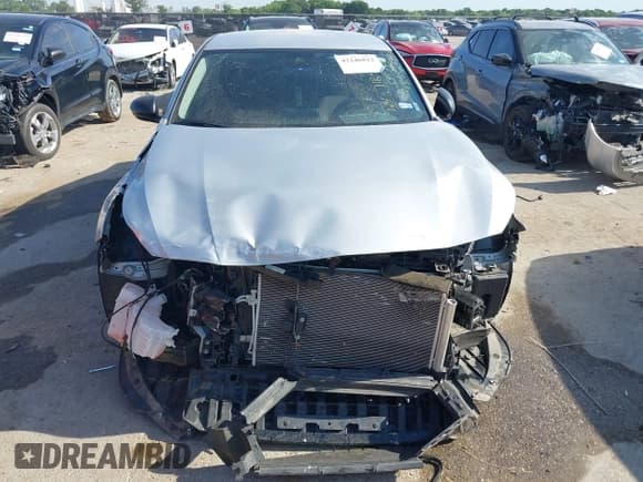 ✅ 2024 Nissan Altima SV • VIN: 1N4BL4DV7RN361535 • Lot: 42246822. Listed on IAAI with 23,648 mi. Free auction sales archive from the USA and detailed vehicle history report at DreamBid. Image 13.