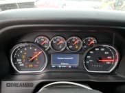 ✅ 2019 Chevrolet Silverado 1500 RST • VIN: 3GCUYEED3KG169172 • Lot: 80212864. Wystawiony na Copart z przebiegiem 63 534 mil. Bezpłatny archiwum sprzedaży aukcyjnych z USA i szczegółowy raport historii pojazdu na DreamBid. Zdjęcie 9.