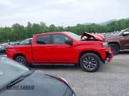 ✅ 2021 Chevrolet Silverado 1500 RST • VIN: 3GCUYEEDXMG230939 • Lot: 42257836. Wystawiony na IAAI z przebiegiem 122 201 mil. Bezpłatny archiwum sprzedaży aukcyjnych z USA i szczegółowy raport historii pojazdu na DreamBid. Zdjęcie 14.