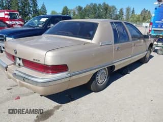✅ 1995 Buick Roadmaster Collectors Edition • VIN: 1G4BN52P3SR403580 • Лот: 42850692. Опубликован ранее на IAAI с пробегом 95 738 миль. Бесплатный доступ к архиву аукционных продаж из США и подробный отчёт об истории автомобиля на DreamBid. Изображение 4.