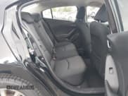 ✅ 2015 Mazda 3 i Touring • VIN: JM1BM1V73F1256693 • Лот: 43470405. Опубликован ранее на IAAI с пробегом 112 903 миль. Бесплатный доступ к архиву аукционных продаж из США и подробный отчёт об истории автомобиля на DreamBid. Изображение 8.