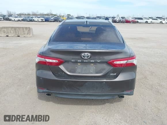 ✅ 2018 Toyota Camry XSE • VIN: 4T1BZ1HK3JU004415 • Лот: 41800344. Опубликован ранее на IAAI с пробегом 138 759 миль. Бесплатный доступ к архиву аукционных продаж из США и подробный отчёт об истории автомобиля на DreamBid. Изображение 16.