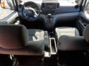 ✅ 2016 Nissan NV200 S • VIN: 3N6CM0KN7GK697743 • Lot: 59375205. Wystawiony na Copart z przebiegiem 253 300 mil. Bezpłatny archiwum sprzedaży aukcyjnych z USA i szczegółowy raport historii pojazdu na DreamBid. Zdjęcie 8.