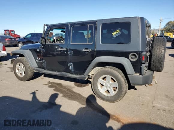 ✅ 2009 Jeep Wrangler Unlimited X • VIN: 1J4GA39109L766079 • Lot: 92519755. Wystawiony na Copart z przebiegiem 275 706 mil. Bezpłatny archiwum sprzedaży aukcyjnych z USA i szczegółowy raport historii pojazdu na DreamBid. Zdjęcie 2.