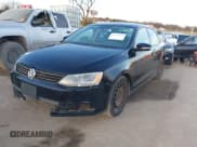 ✅ 2012 Volkswagen Jetta SE • VIN: 3VWDP7AJ9CM319747 • Лот: 43922195. Опубликован ранее на IAAI с пробегом 235 382 миль. Бесплатный доступ к архиву аукционных продаж из США и подробный отчёт об истории автомобиля на DreamBid. Изображение 2.