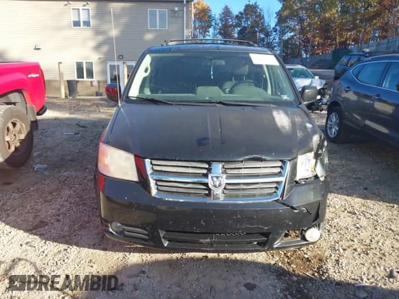 ✅ 2010 Dodge Grand Caravan SXT • VIN: 2D4RN5D18AR209702 • Lot: 43569457. Wystawiony na IAAI z przebiegiem 183 732 mil. Bezpłatny archiwum sprzedaży aukcyjnych z USA i szczegółowy raport historii pojazdu na DreamBid. Zdjęcie 13.
