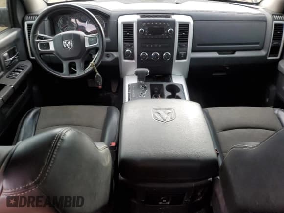 ✅ 2010 Dodge 1500 SLT • VIN: 1D7RV1CT8AS167917 • Lot: 52312985. Wystawiony na Copart z przebiegiem 402 856 mil. Bezpłatny archiwum sprzedaży aukcyjnych z USA i szczegółowy raport historii pojazdu na DreamBid. Zdjęcie 8.