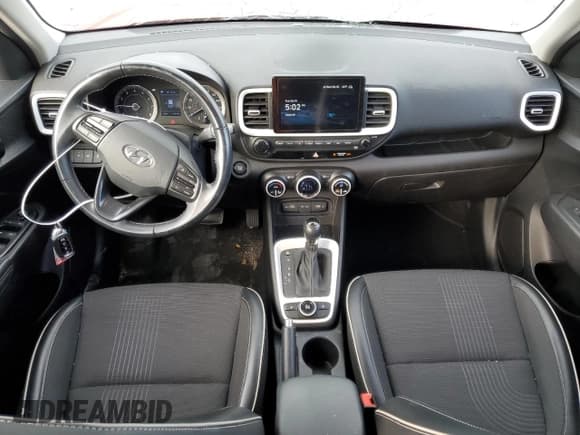 ✅ 2022 Hyundai Venue Limited • VIN: KMHRC8A3XNU204306 • Lot: 75822294. Listed on Copart with 16,074 mi. Free auction sales archive from the USA and detailed vehicle history report at DreamBid. Image 8.