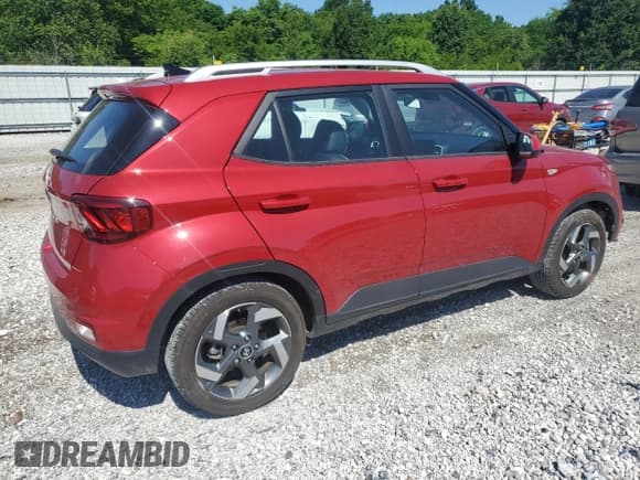 ✅ 2022 Hyundai Venue Limited • VIN: KMHRC8A35NU192887 • Lot: 59041985. Listed on Copart with 7,790 mi. Free auction sales archive from the USA and detailed vehicle history report at DreamBid. Image 3.