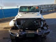 ✅ 2026 Jeep Wrangler Sahara • VIN: 1C4PJXEN0TW178226 • Лот: 94696155. Опубликован ранее на Copart с пробегом 1 388 миль. Бесплатный доступ к архиву аукционных продаж из США и подробный отчёт об истории автомобиля на DreamBid. Изображение 5.