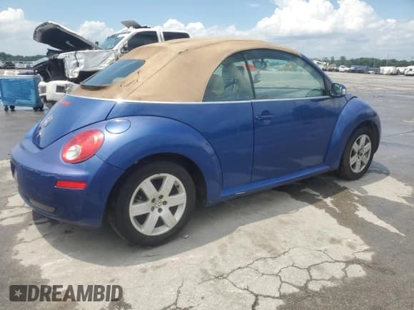 ✅ 2007 Volkswagen Beetle • VIN: 3VWRF31Y57M403097 • Lot: 62867205. Listed on Copart with 10,000 mi. Free auction sales archive from the USA and detailed vehicle history report at DreamBid. Image 3.