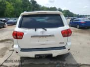 ✅ 2016 Toyota Sequoia Platinum • VIN: 5TDYY5G11GS062554 • Lot: 58733325. Wystawiony na Copart z przebiegiem 188 804 mil. Bezpłatny archiwum sprzedaży aukcyjnych z USA i szczegółowy raport historii pojazdu na DreamBid. Zdjęcie 6.