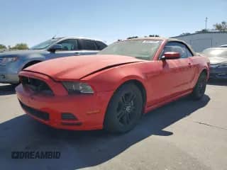 2014 Ford Mustang V6 с VIN 1ZVBP8EM0E5236279, выставлен на аукционе Copart как лот 80927335 с пробегом 168 393 миль миль и Списание • Salvage title. История ставок и продаж доступна на DreamBid. Изображение 1.