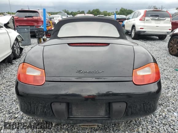 ✅ 2000 Porsche Boxster • VIN: WP0CA2984YU626041 • Lot: 70284895. Wystawiony na Copart z przebiegiem 200 960 mil. Bezpłatny archiwum sprzedaży aukcyjnych z USA i szczegółowy raport historii pojazdu na DreamBid. Zdjęcie 6.