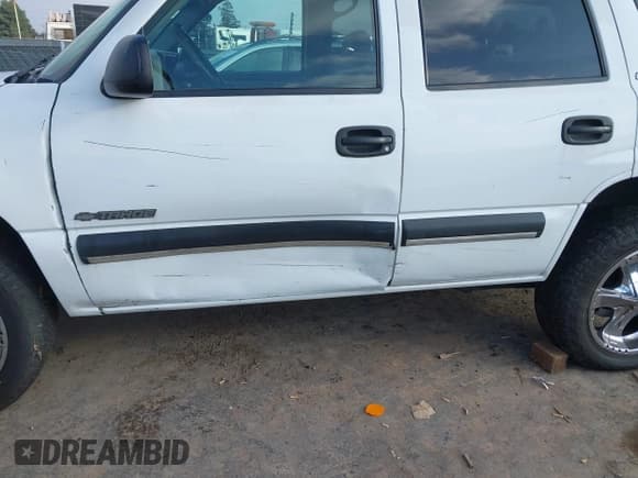 ✅ 2001 Chevrolet Tahoe LS • VIN: 1GNEC13T01R214824 • Лот: 43805618. Опубликован ранее на IAAI с пробегом Не указан. Бесплатный доступ к архиву аукционных продаж из США и подробный отчёт об истории автомобиля на DreamBid. Изображение 6.