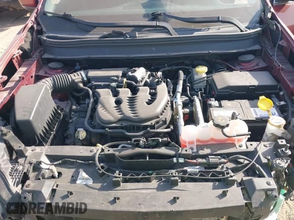 ✅ 2019 Jeep Cherokee Altitude • VIN: 1C4PJLLXXKD120325 • Lot: 41838643. Listed on IAAI with 124,315 mi. Free auction sales archive from the USA and detailed vehicle history report at DreamBid. Image 10.