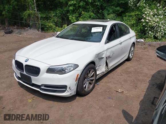 ✅ 2014 BMW 5 Series 528i xDrive • VIN: WBA5A7C57ED615984 • Лот: 42388020. Опубликован ранее на IAAI с пробегом 104 631 миль. Бесплатный доступ к архиву аукционных продаж из США и подробный отчёт об истории автомобиля на DreamBid. Изображение 2.