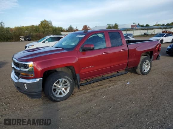 ✅ 2018 Chevrolet Silverado 1500 LT • VIN: 1GCVKREH5JZ190913 • Лот: 74849994. Опубликован ранее на Copart с пробегом 74 451 миль. Бесплатный доступ к архиву аукционных продаж из США и подробный отчёт об истории автомобиля на DreamBid. Изображение 1.