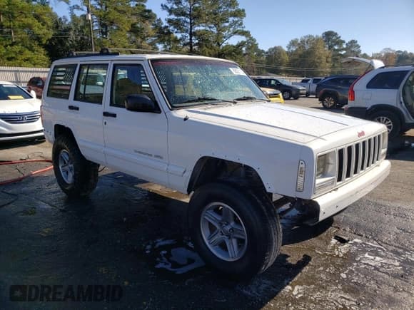 ✅ 2001 Jeep Cherokee Limited • VIN: 1J4FT58S61L513297 • Lot: 86021154. Listed on Copart with 253,694 mi. Free auction sales archive from the USA and detailed vehicle history report at DreamBid. Image 4.