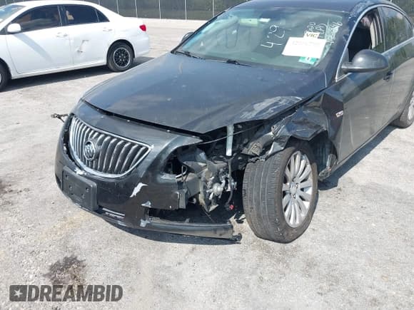 ✅ 2011 Buick Regal CXL RL6 • VIN: W04GU5GC5B1005346 • Lot: 42056790. Listed on IAAI with 111,446 mi. Free auction sales archive from the USA and detailed vehicle history report at DreamBid. Image 6.