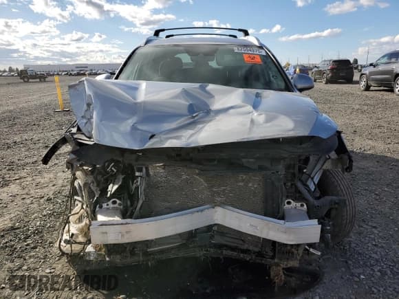 ✅ 2022 Hyundai Santa Fe SEL • VIN: 5NMS2DAJ8NH409355 • Lot: 82594975. Listed on Copart with 33,651 mi. Free auction sales archive from the USA and detailed vehicle history report at DreamBid. Image 5.