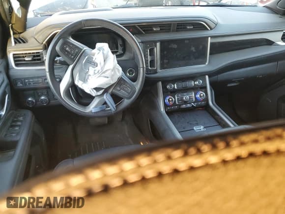 ✅ 2022 GMC Yukon XL Denali • VIN: 1GKS1JKL8NR123197 • Lot: 41466775. Listed on Copart with 38,469 mi. Free auction sales archive from the USA and detailed vehicle history report at DreamBid. Image 8.