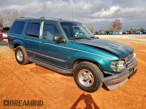 ✅ 1998 Ford Explorer XLT • VIN: 1FMZU32PXWZC28854 • Lot: 94300825. Listed on Copart with 228,613 mi. Free auction sales archive from the USA and detailed vehicle history report at DreamBid. Image 4.