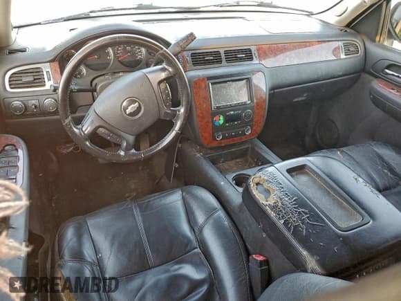 ✅ 2007 Chevrolet Tahoe LT • VIN: 1GNFK13067J295137 • Lot: 95393135. Wystawiony na Copart z przebiegiem Nie podano. Bezpłatny archiwum sprzedaży aukcyjnych z USA i szczegółowy raport historii pojazdu na DreamBid. Zdjęcie 8.