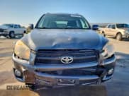 ✅ 2012 Toyota RAV4 Sport • VIN: JTMWF4DV2C5044482 • Lot: 85091985. Wystawiony na Copart z przebiegiem 186 737 mil. Bezpłatny archiwum sprzedaży aukcyjnych z USA i szczegółowy raport historii pojazdu na DreamBid. Zdjęcie 5.