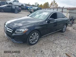 ✅ 2017 Mercedes-Benz C 300 • VIN: 55SWF4KB2HU201005 • Lot: 43624411. Wystawiony na IAAI z przebiegiem 48 598 mil. Bezpłatny archiwum sprzedaży aukcyjnych z USA i szczegółowy raport historii pojazdu na DreamBid. Zdjęcie 2.
