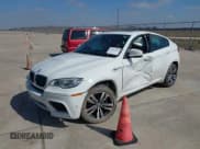 ✅ 2014 BMW X6 M • VIN: 5YMGZ0C51E0C40719 • Лот: 41567554. Опубликован ранее на IAAI с пробегом 110 128 миль. Бесплатный доступ к архиву аукционных продаж из США и подробный отчёт об истории автомобиля на DreamBid. Изображение 17.