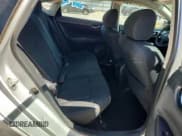 ✅ 2018 Nissan Sentra S • VIN: 3N1AB7AP2JY334947 • Lot: 84950165. Wystawiony na Copart z przebiegiem 167 361 mil. Bezpłatny archiwum sprzedaży aukcyjnych z USA i szczegółowy raport historii pojazdu na DreamBid. Zdjęcie 10.