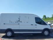 ✅ 2017 Ford Transit • VIN: 1FTYE2CM6HKB32372 • Lot: 42247909. Wystawiony na IAAI z przebiegiem 197 640 mil. Bezpłatny archiwum sprzedaży aukcyjnych z USA i szczegółowy raport historii pojazdu na DreamBid. Zdjęcie 13.