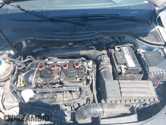 ✅ 2013 Volkswagen CC R-Line • VIN: WVWBN7AN9DE564929 • Lot: 42986832. Wystawiony na IAAI z przebiegiem Nie podano. Bezpłatny archiwum sprzedaży aukcyjnych z USA i szczegółowy raport historii pojazdu na DreamBid. Zdjęcie 10.