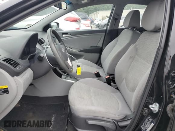 ✅ 2016 Hyundai Accent SE • VIN: KMHCT4AE9GU109349 • Лот: 64213174. Опубликован ранее на Copart с пробегом 75 675 миль. Бесплатный доступ к архиву аукционных продаж из США и подробный отчёт об истории автомобиля на DreamBid. Изображение 7.