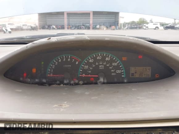 ✅ 2011 Toyota Yaris • VIN: JTDBT4K39B4083678 • Lot: 43739788. Wystawiony na IAAI z przebiegiem 86 736 mil. Bezpłatny archiwum sprzedaży aukcyjnych z USA i szczegółowy raport historii pojazdu na DreamBid. Zdjęcie 7.