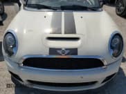 ✅ 2015 MINI Convertible S • VIN: WMWZP3C55F2A91274 • Lot: 76558584. Wystawiony na Copart z przebiegiem Nie podano. Bezpłatny archiwum sprzedaży aukcyjnych z USA i szczegółowy raport historii pojazdu na DreamBid. Zdjęcie 11.