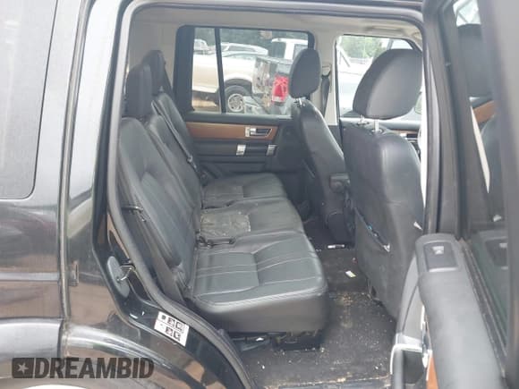 ✅ 2012 Land Rover LR4 HSE • VIN: SALAG2D40CA650236 • Lot: 42706971. Listed on IAAI with 117,707 mi. Free auction sales archive from the USA and detailed vehicle history report at DreamBid. Image 8.