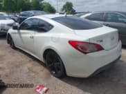✅ 2010 Hyundai Genesis Coupe • VIN: KMHHU6KH2AU038218 • Lot: 42437658. Wystawiony na IAAI z przebiegiem 172 440 mil. Bezpłatny archiwum sprzedaży aukcyjnych z USA i szczegółowy raport historii pojazdu na DreamBid. Zdjęcie 3.