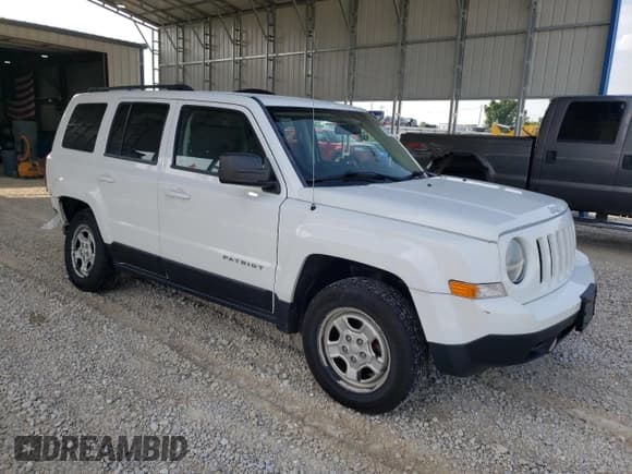 ✅ 2014 Jeep Patriot Sport • VIN: 1C4NJRBB9ED549735 • Lot: 59149045. Listed on Copart with 118,529 mi. Free auction sales archive from the USA and detailed vehicle history report at DreamBid. Image 4.