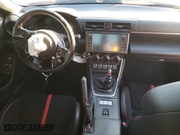 ✅ 2022 Subaru BRZ Limited • VIN: JF1ZDBE1XN9701663 • Lot: 71548044. Wystawiony na Copart z przebiegiem 73 199 mil. Bezpłatny archiwum sprzedaży aukcyjnych z USA i szczegółowy raport historii pojazdu na DreamBid. Zdjęcie 8.