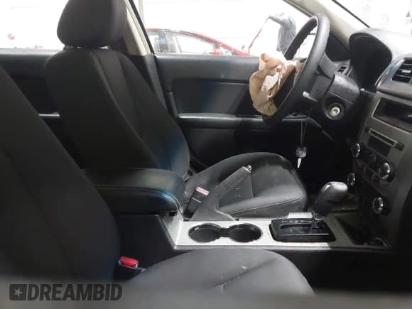 ✅ 2011 Ford Fusion SE • VIN: 3FAHP0HA8BR335480 • Лот: 43527862. Опубликован ранее на IAAI с пробегом 94 912 миль. Бесплатный доступ к архиву аукционных продаж из США и подробный отчёт об истории автомобиля на DreamBid. Изображение 5.